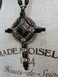 Lavelier Cross